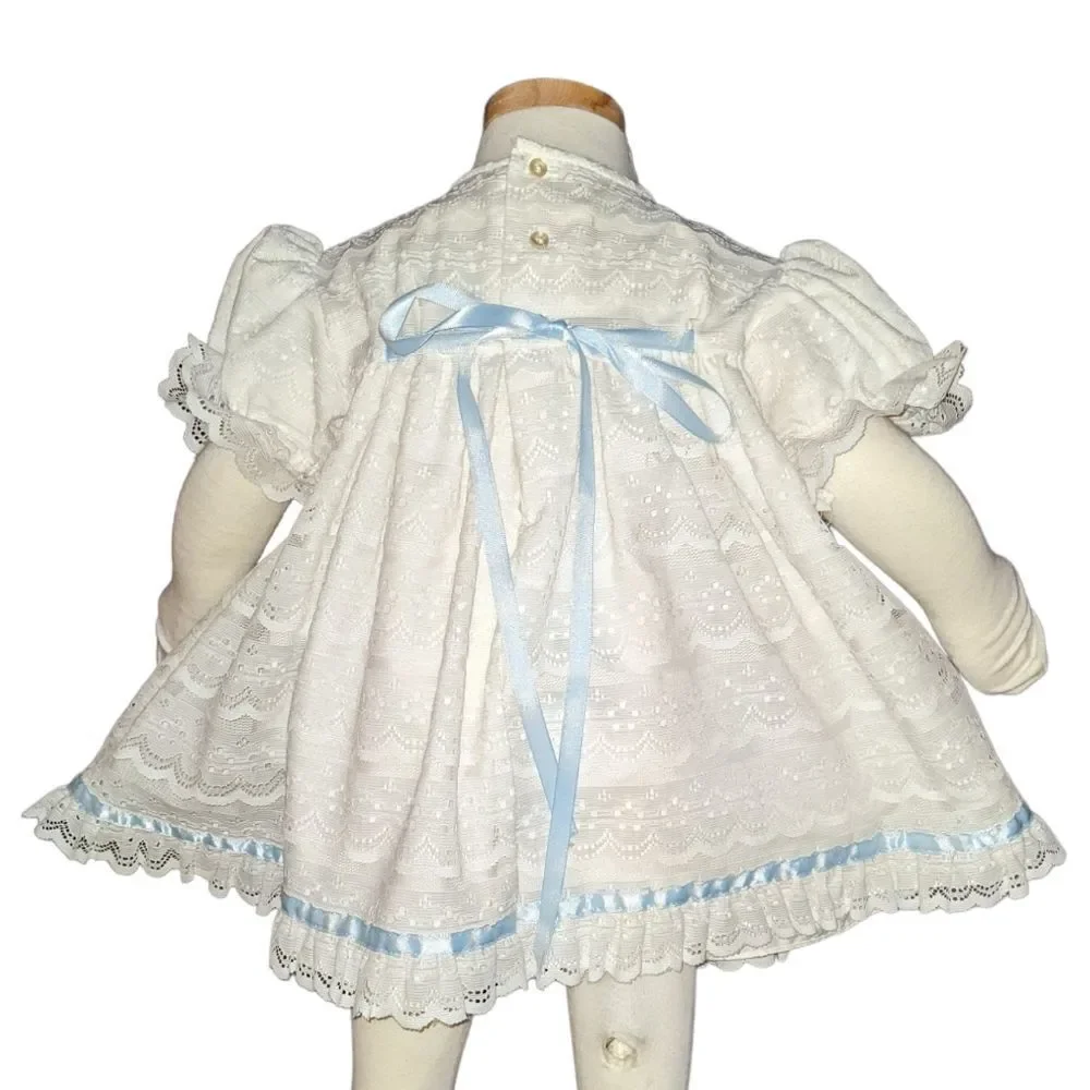 Cinderella vintage union made white‎ dress with blue ribbon size 18  Lace Satin